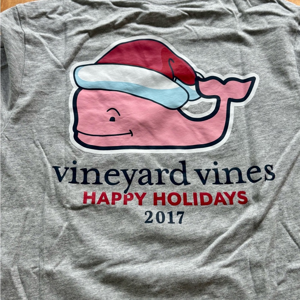 Vineyard Vines KIDS Gray Holiday T-Shirt with Pink Santa Whale, Medium 12-14
